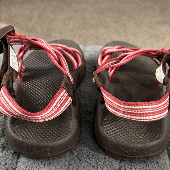 Chaco Vibram Outdoor Sport Sandals Strappy w/ Toe Strap Women's size 7 - Picture 4 of 7